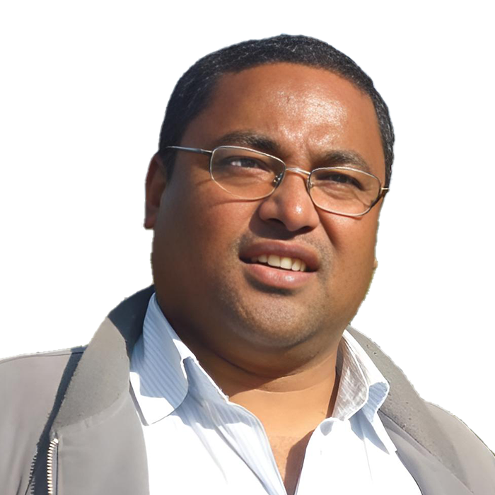 बाल चन्द्र श्रेष्‍ठ